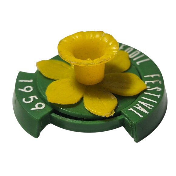 Vintage 1959 Daffodil Festival Pin Puyallup Washington Brooch Yellow Green - Picture 3 of 16